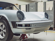 Drive Straat 1974 Porsche 911 SC Polar Silver 9114103164 - Restoration Assembly